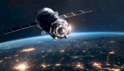 الصين تطلق مجموعة من الأقمار الصناعية للإنترنت إلى الفضاء